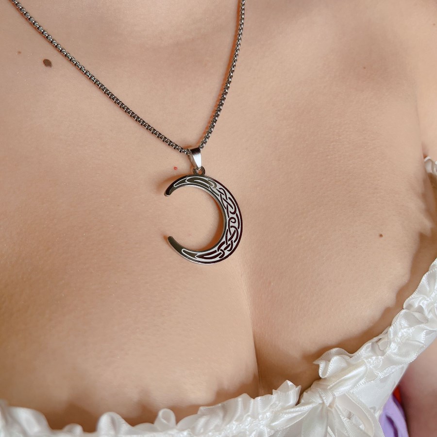 Collar Arwen Moon